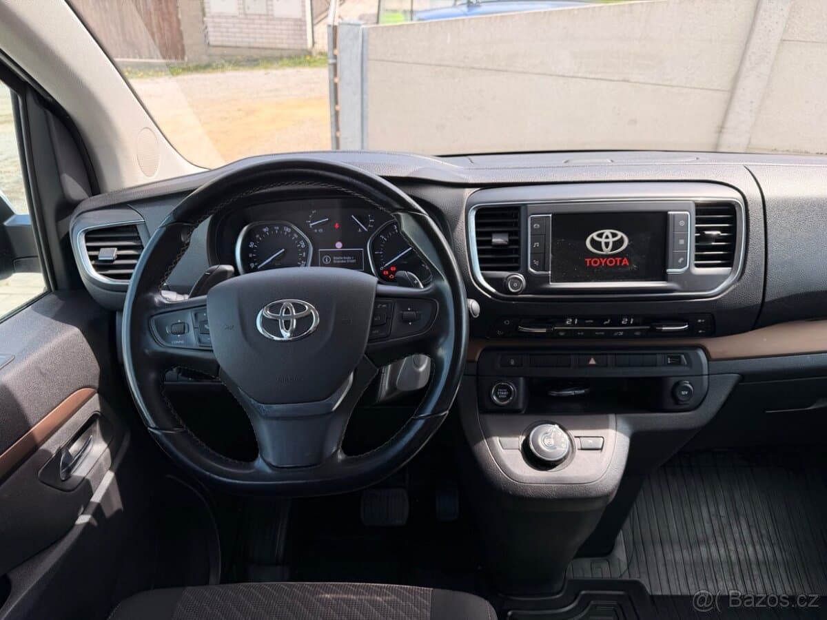 2022 Toyota PROACE - 13