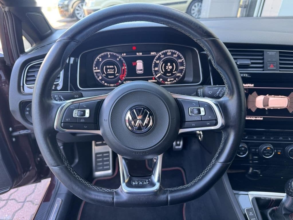 2017 Volkswagen GOLF - 13