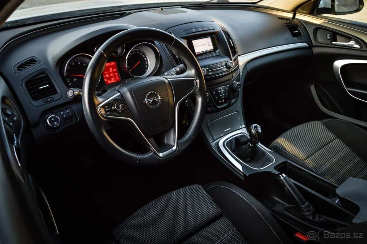 2014 Opel INSIGNIA - 13