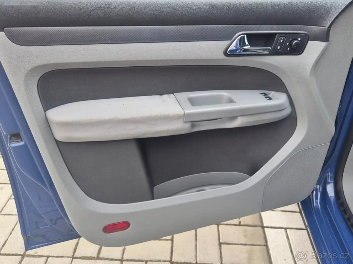 2010 Volkswagen CADDY - 13