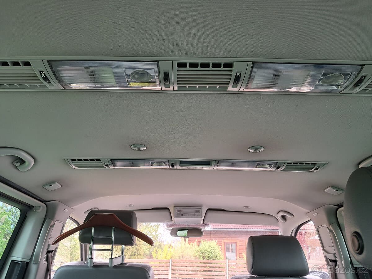 2006 Volkswagen MULTIVAN - 13