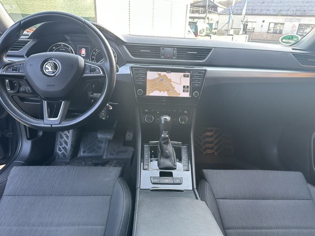 2016 Škoda SUPERB - 13