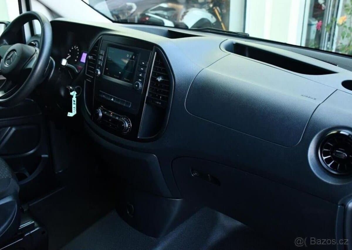2021 Mercedes-Benz VITO - 13