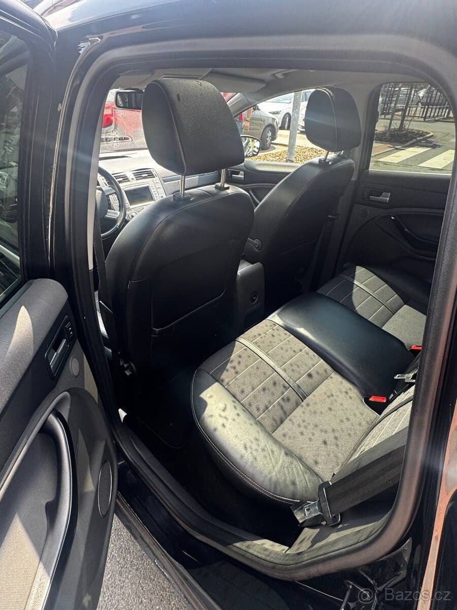 2012 Ford KUGA - 13