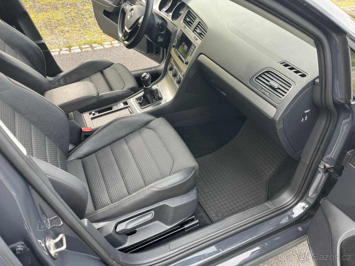 2016 Volkswagen GOLF - 13