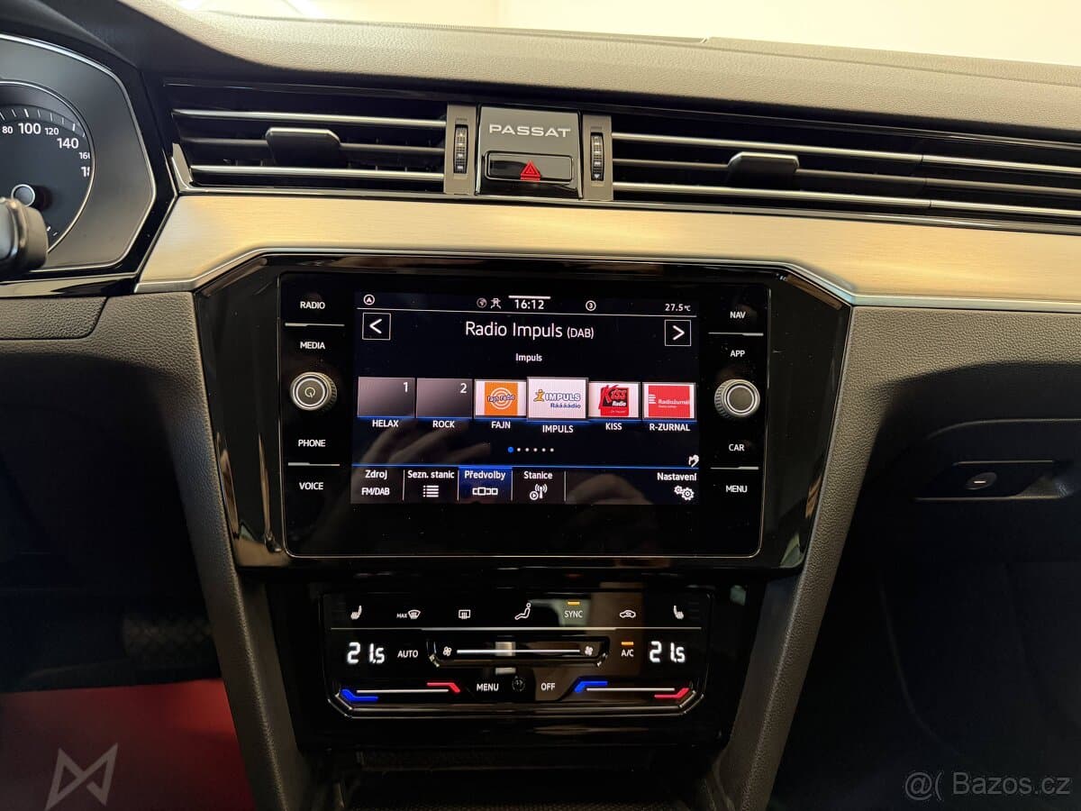Volkswagen PASSAT - 13