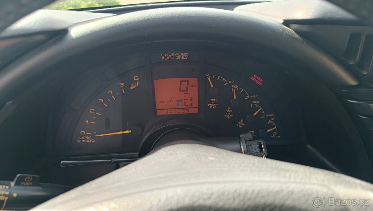 1992 Chevrolet CORVETTE - 13