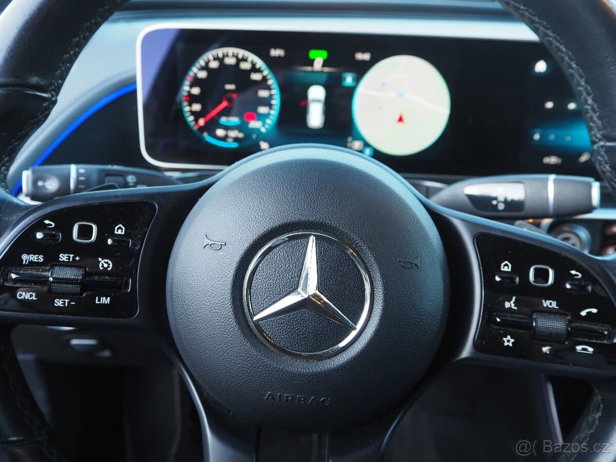 2021 Mercedes-Benz EQC - 13