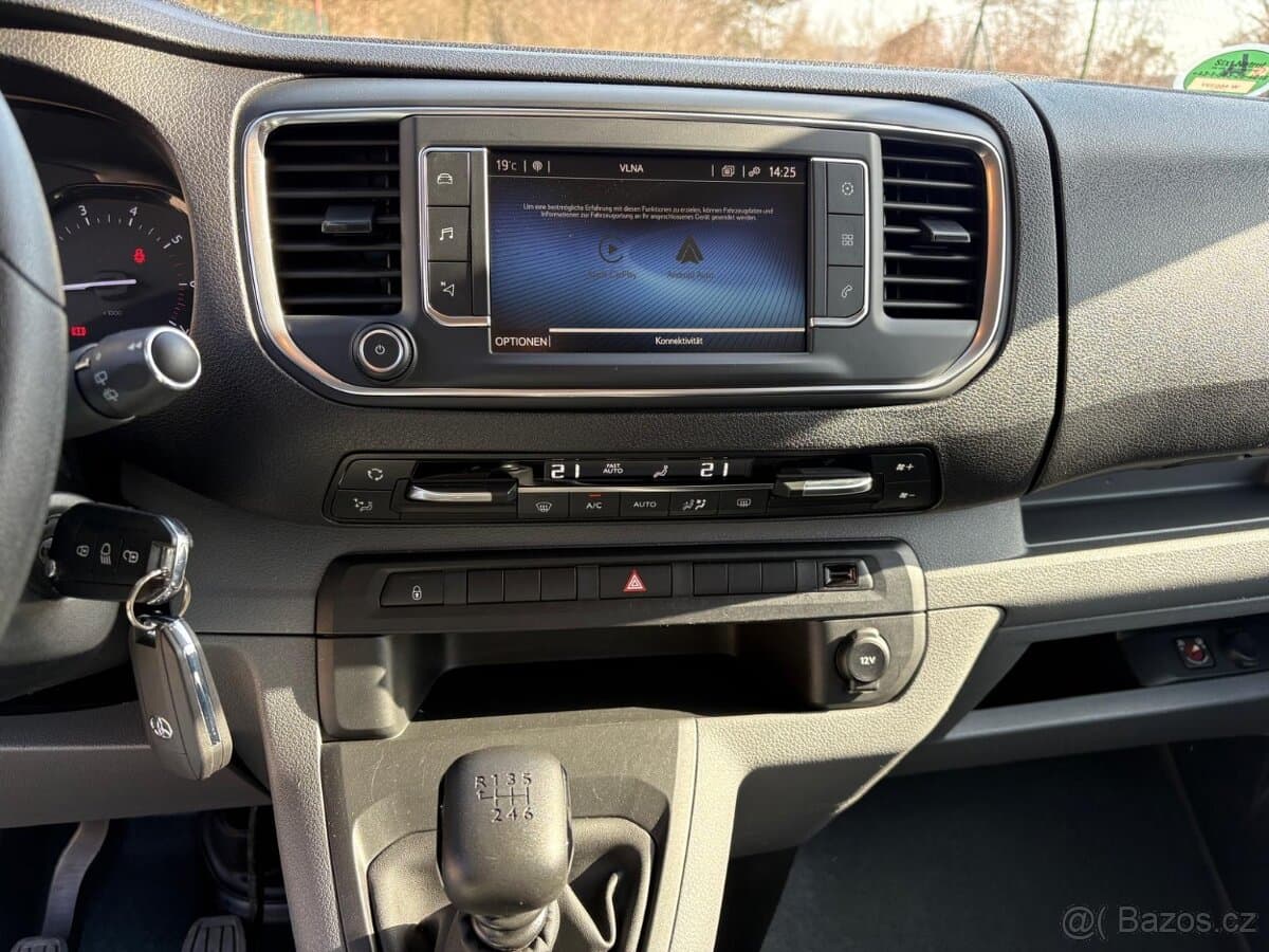 2022 Toyota PROACE - 13
