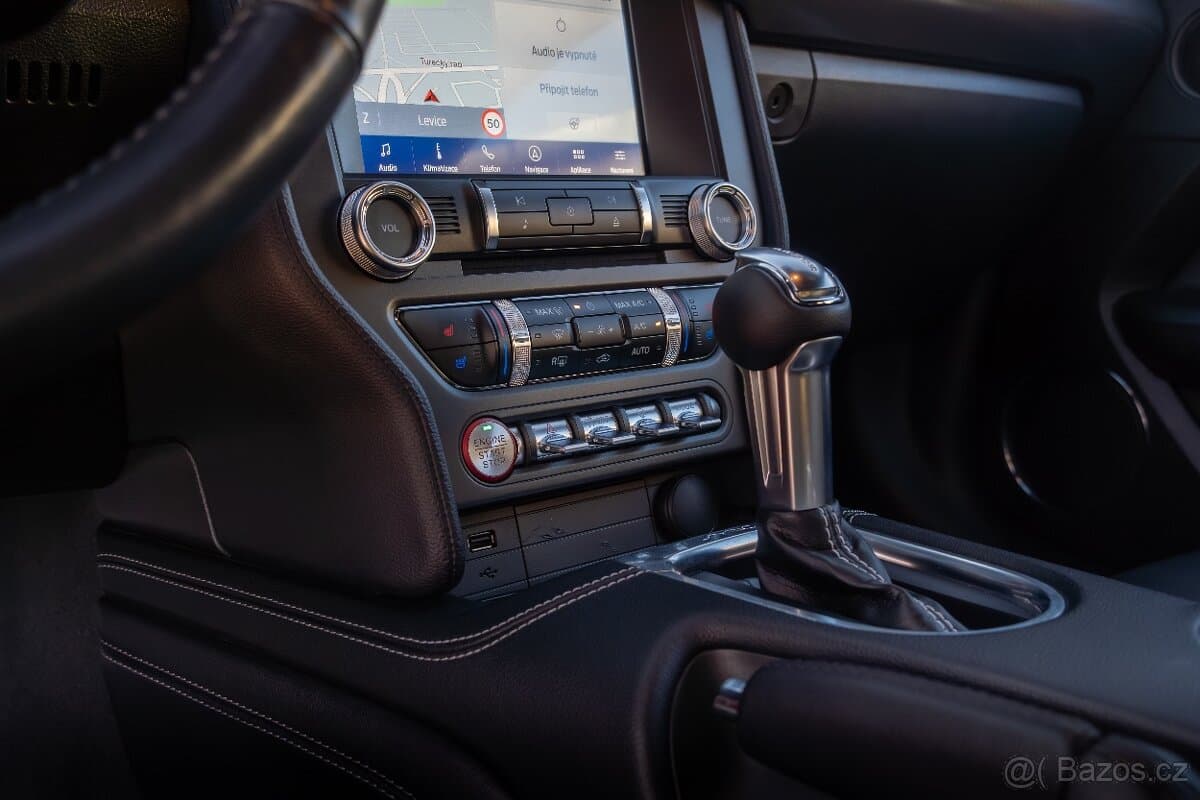 2023 Ford MUSTANG - 13