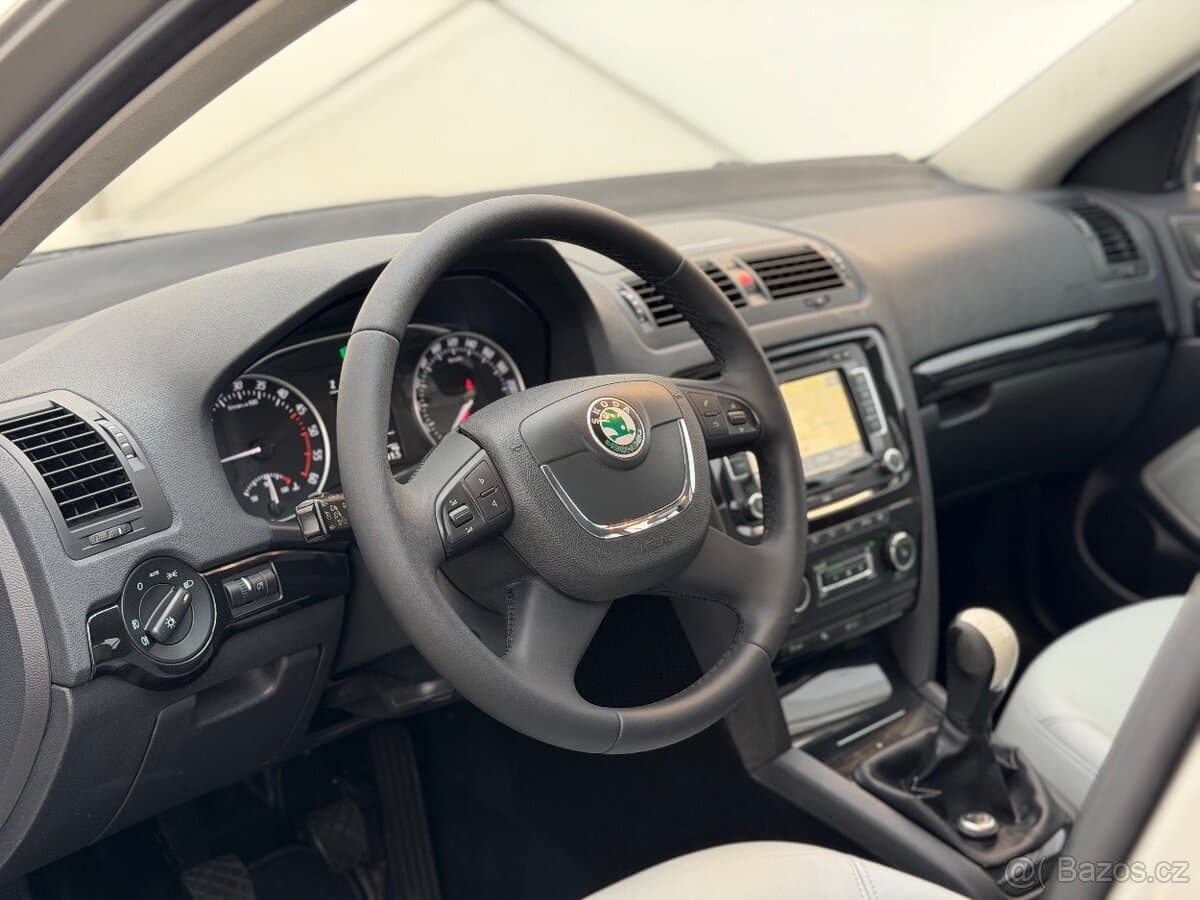 2010 Škoda OCTAVIA - 13