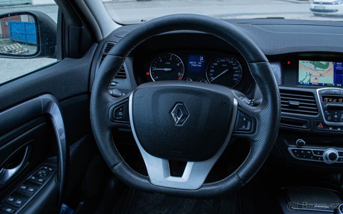 2010 Renault LAGUNA - 13