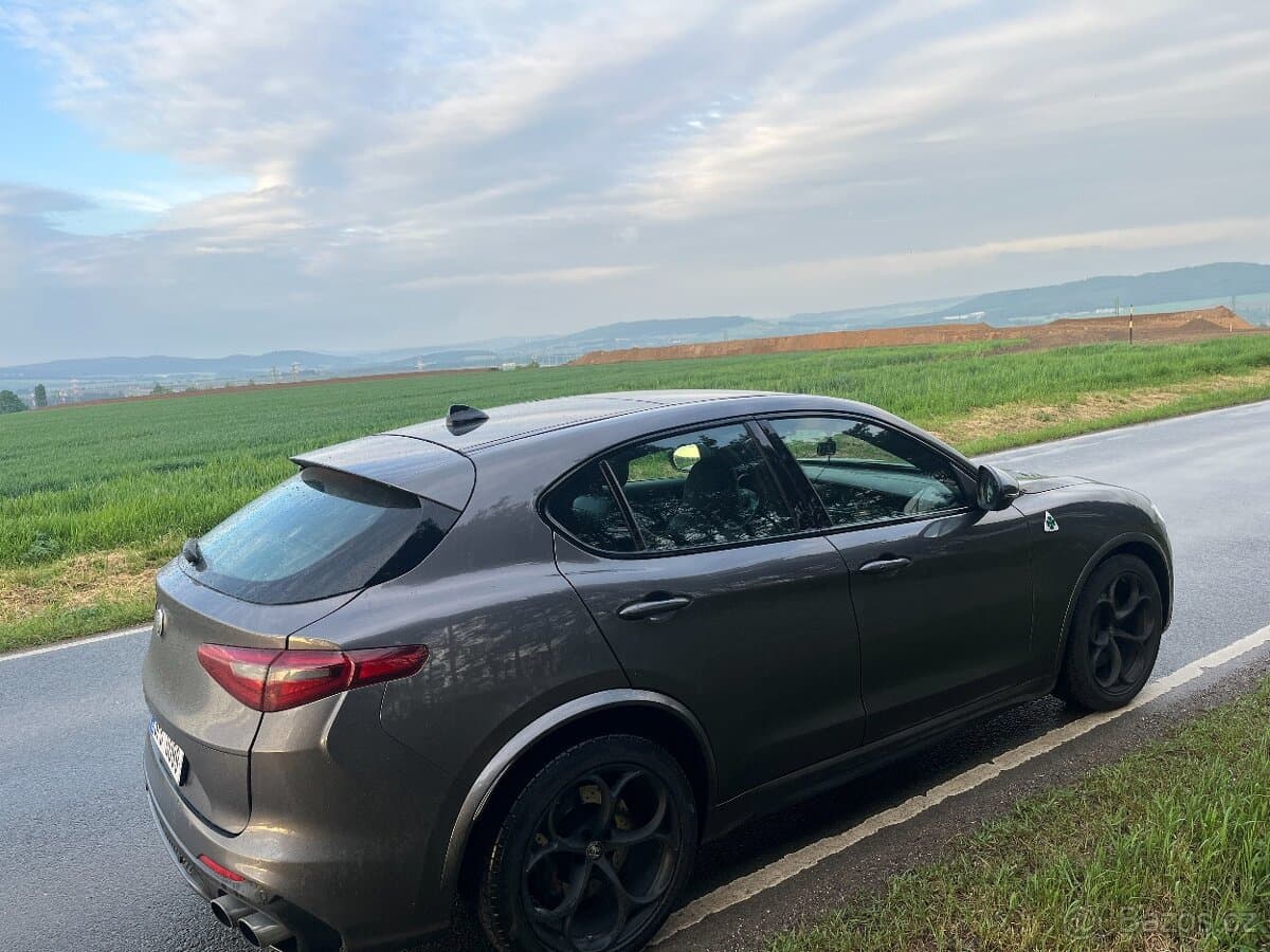 2020 Alfa Romeo STELVIO - 13