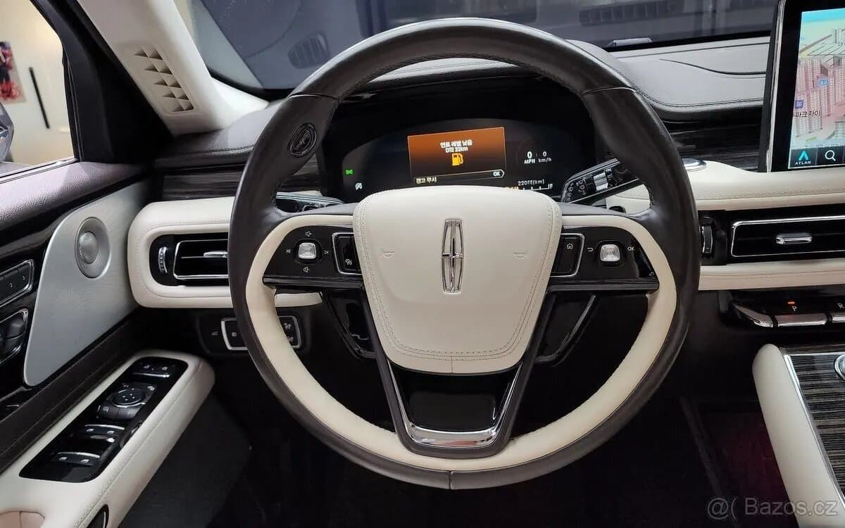 2020 Lincoln OSTATNÍ - 13