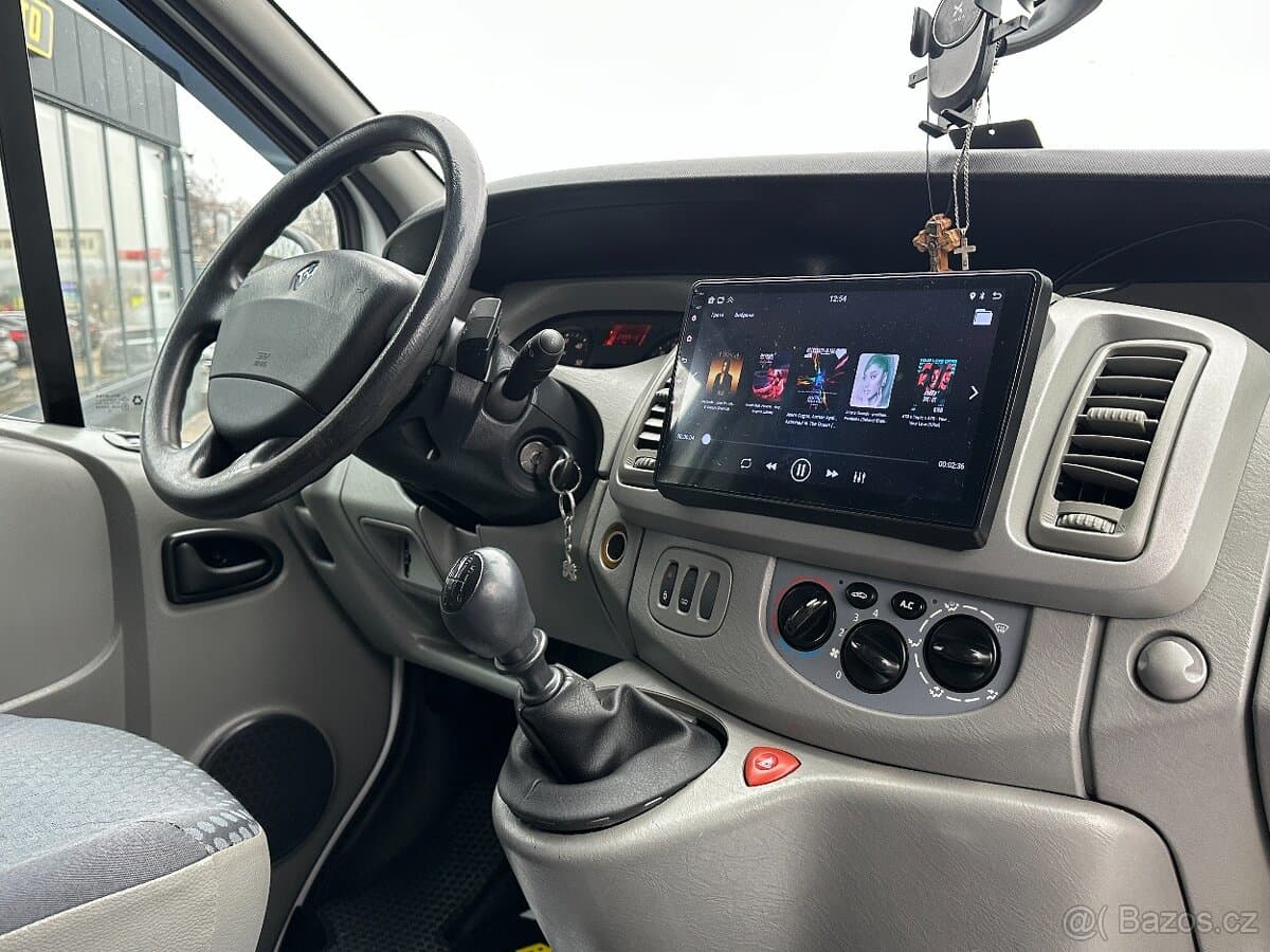 2009 Renault TRAFIC - 13