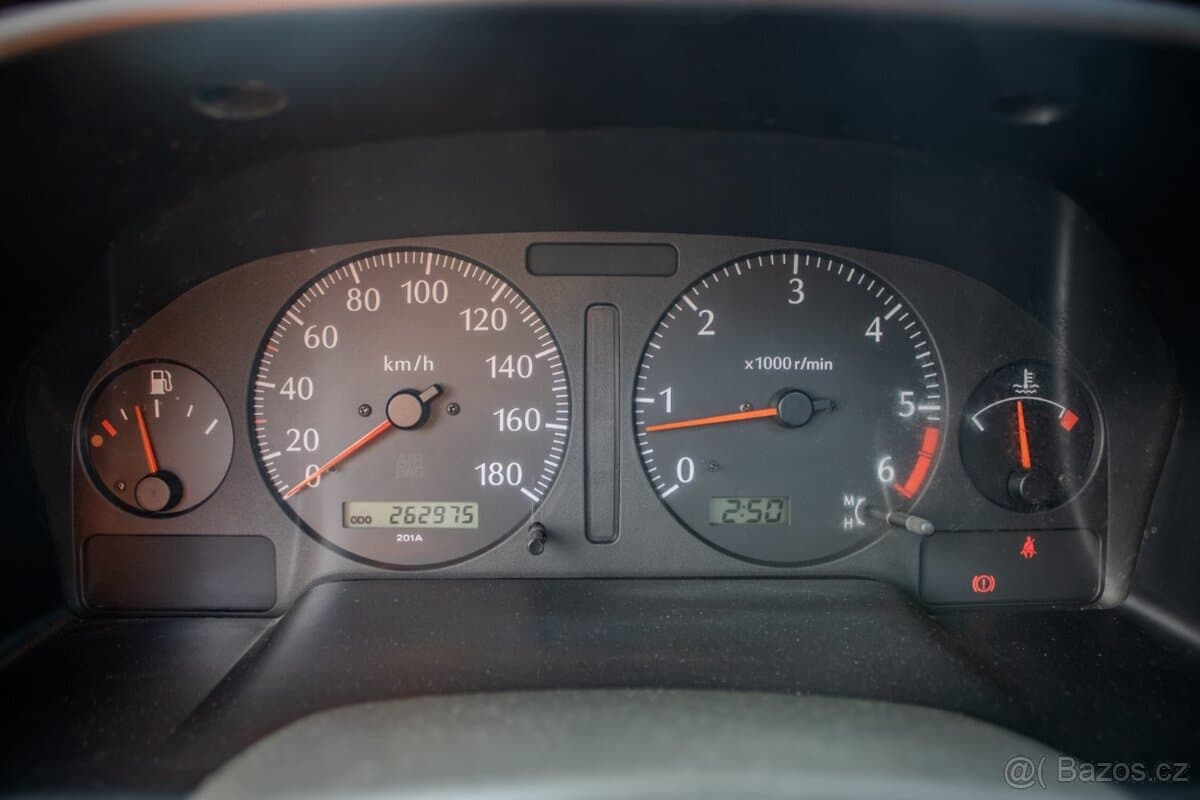 1999 Nissan PATROL - 13