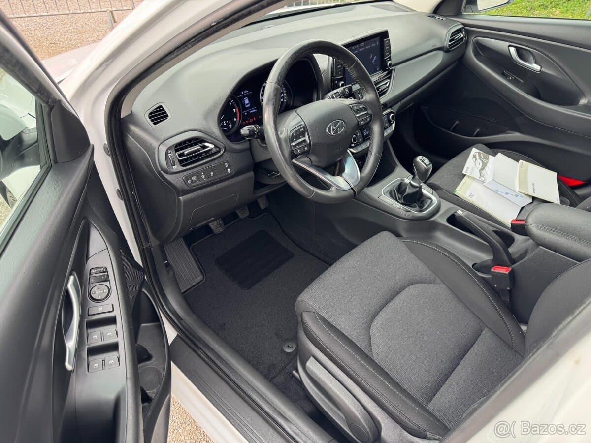 2023 Hyundai i30 - 13
