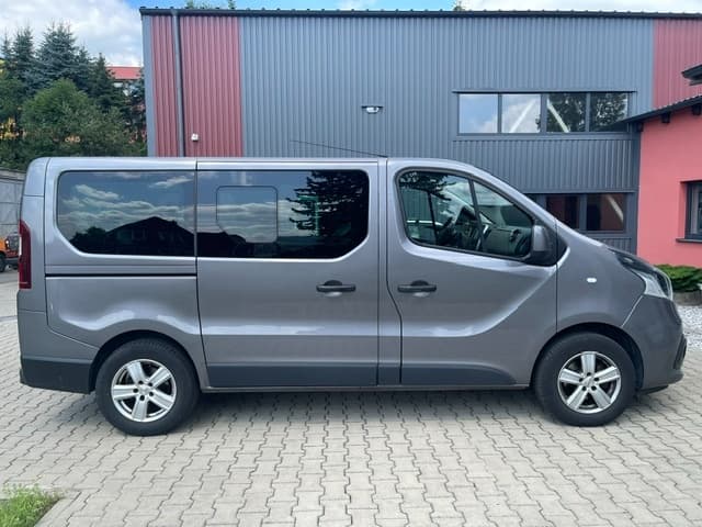 2016 Renault TRAFIC - 13