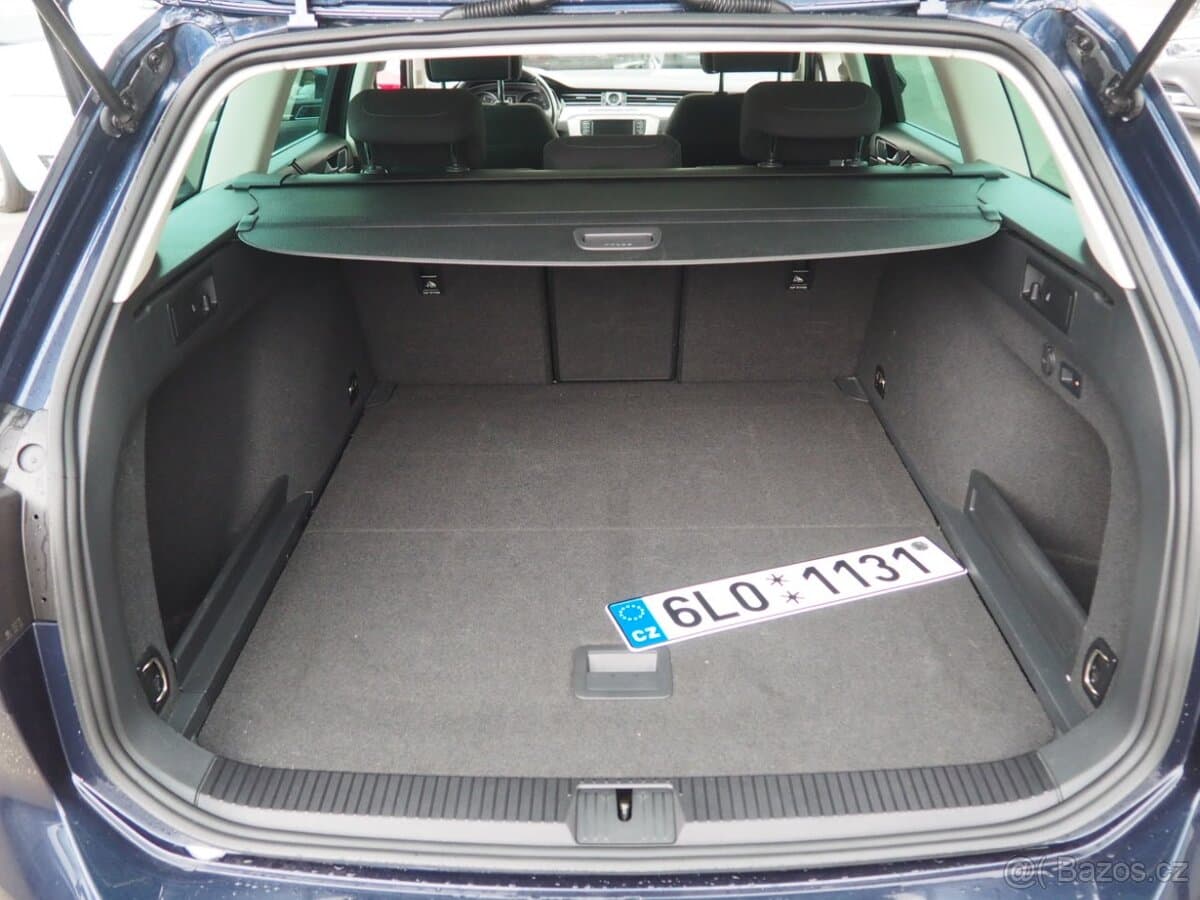 2016 Volkswagen PASSAT - 13