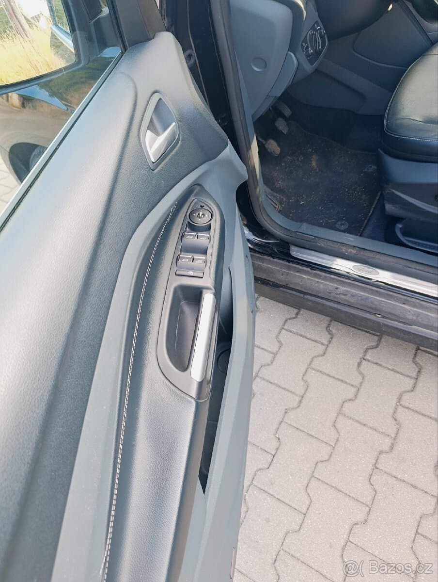 2014 Ford C-MAX - 13