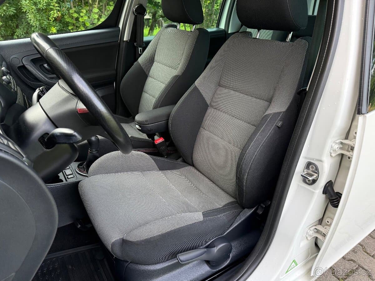 2014 Škoda ROOMSTER - 13