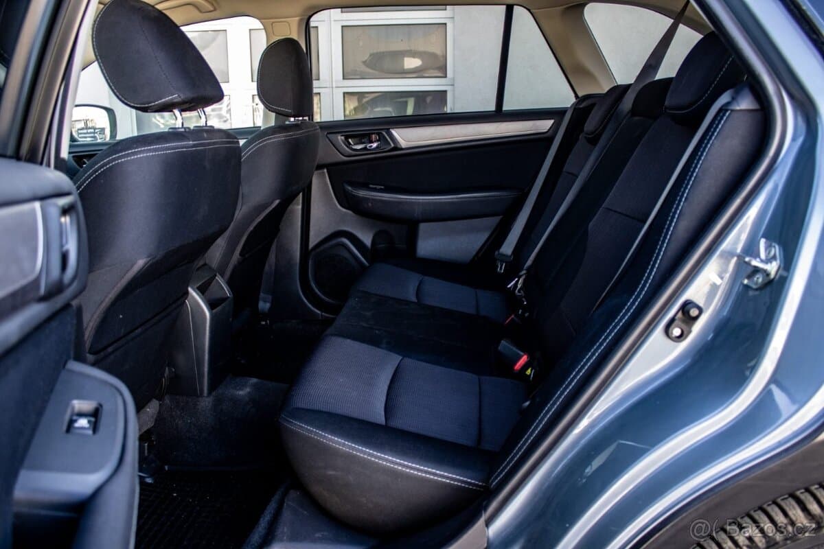 2015 Subaru OUTBACK - 13
