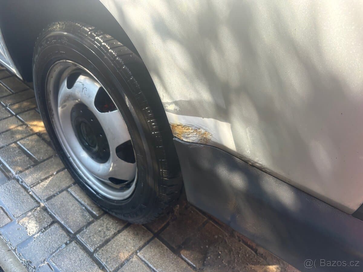 2007 Volkswagen CARAVELLE - 13