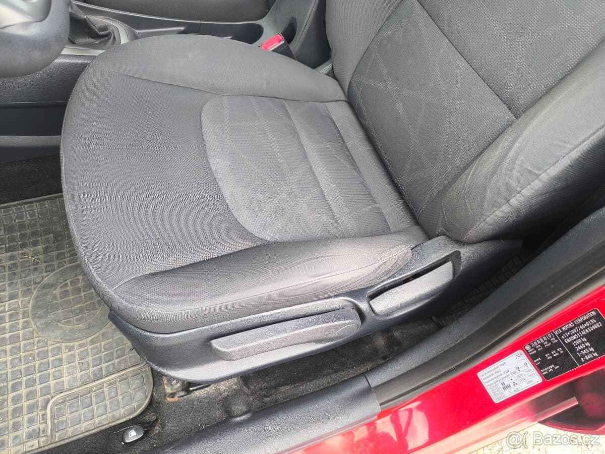 2014 Kia RIO - 13
