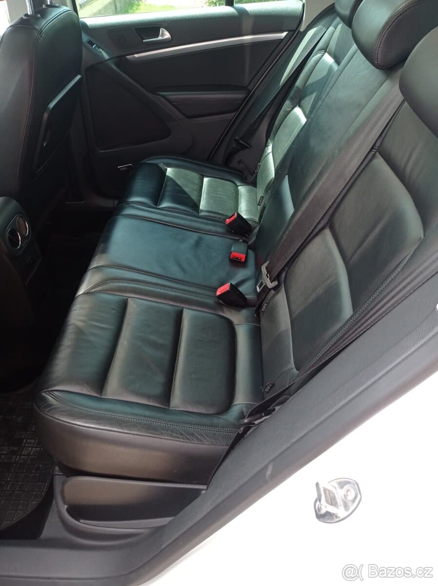 2012 Volkswagen TIGUAN - 13