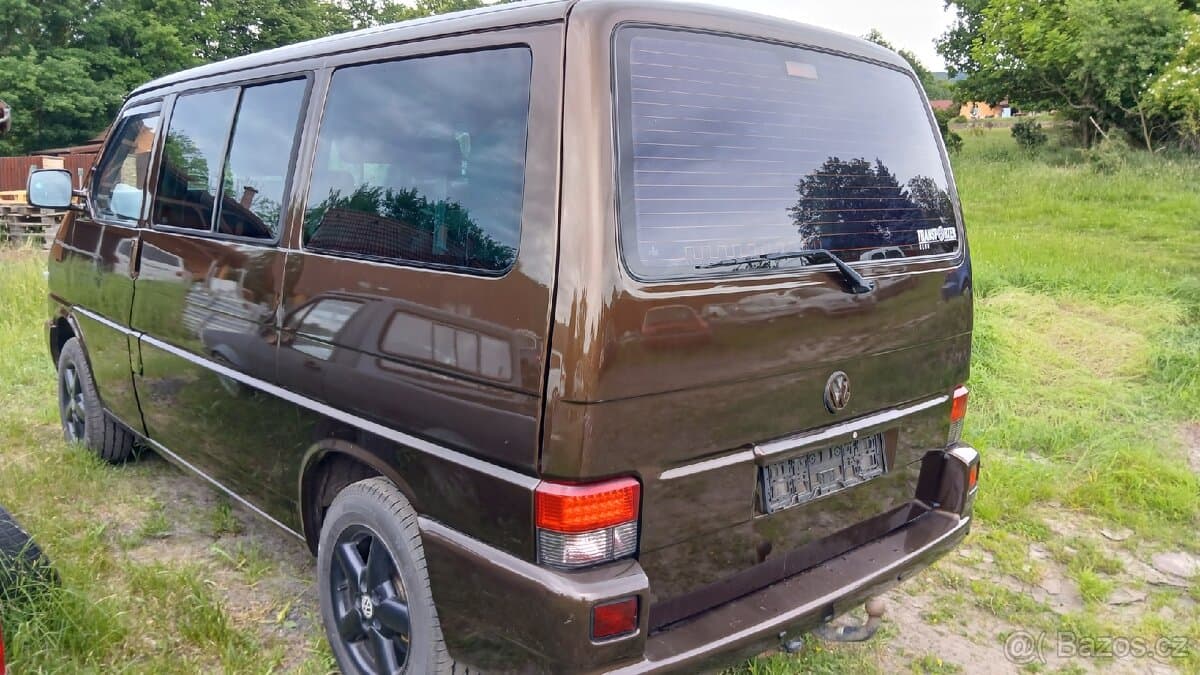 Volkswagen MULTIVAN - 13