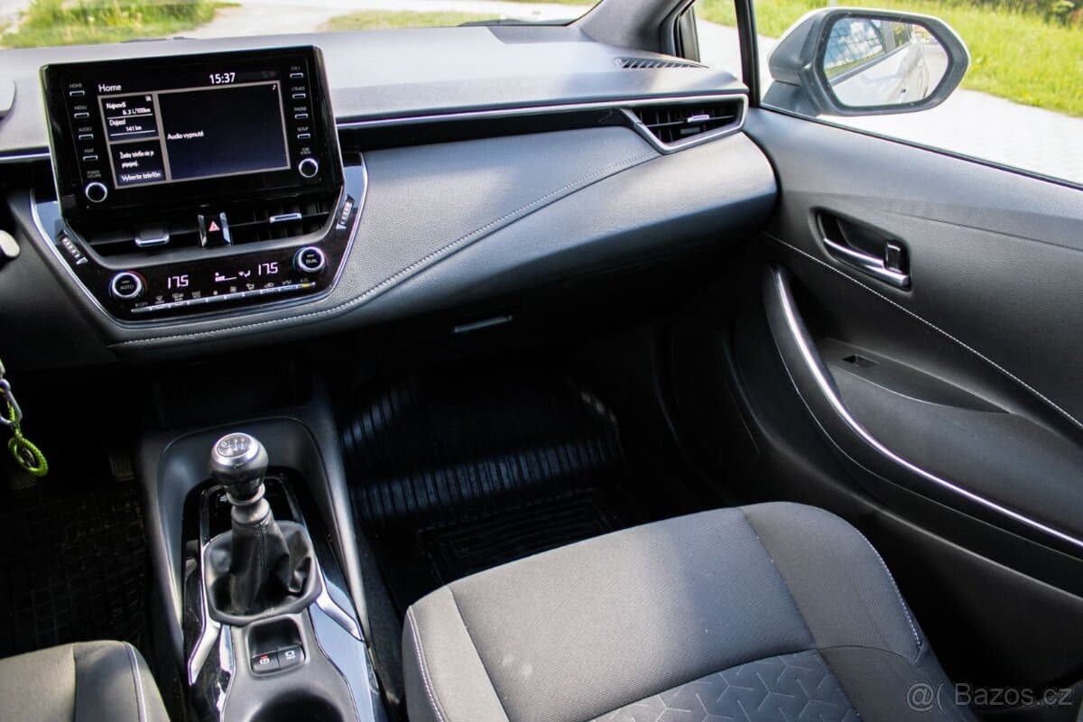 2019 Toyota COROLLA - 13