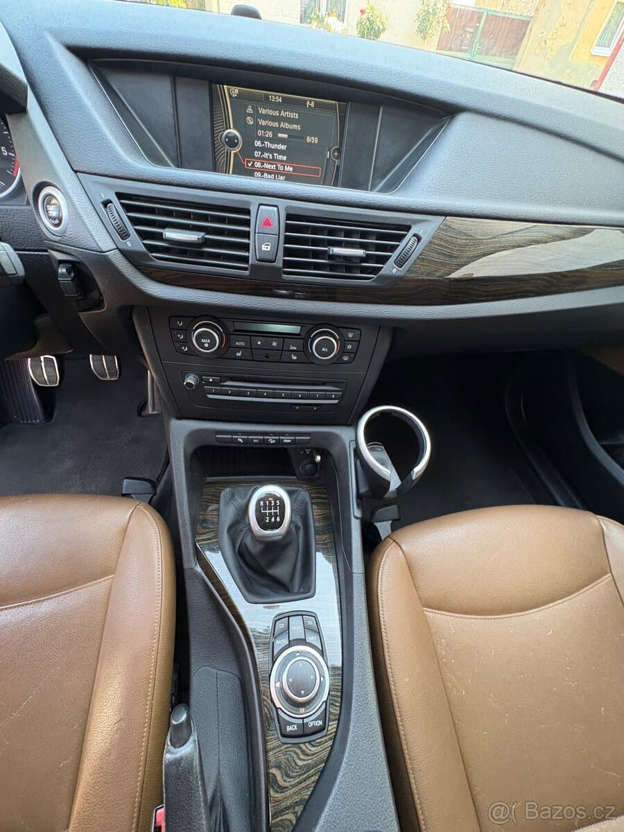 2009 BMW X1 - 13