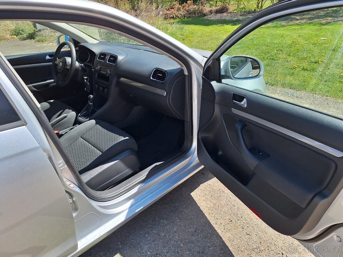 2012 Volkswagen GOLF - 13