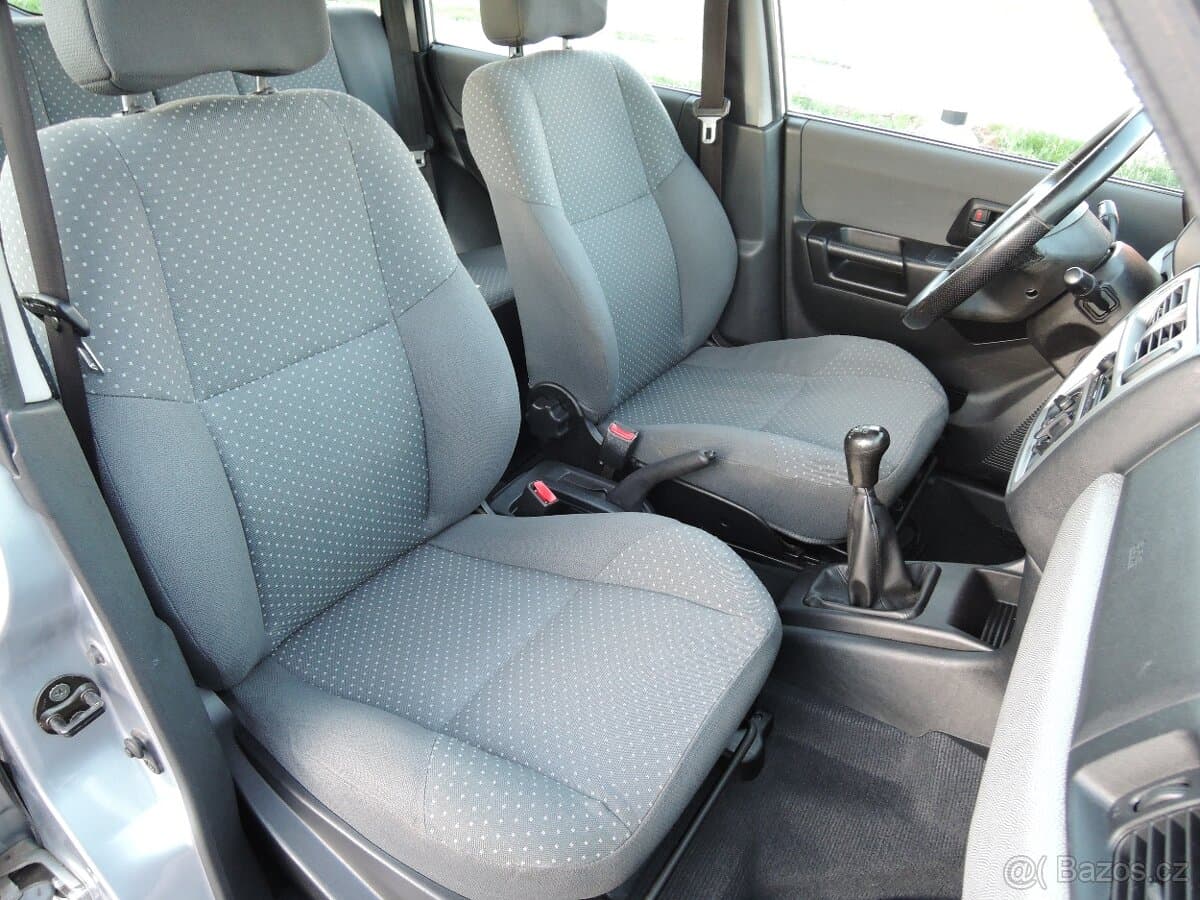 2006 Mitsubishi PAJERO - 13