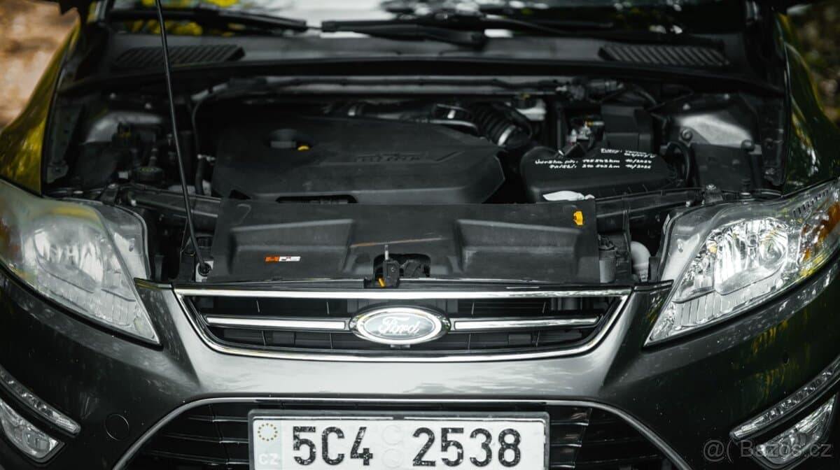 2011 Ford MONDEO - 13