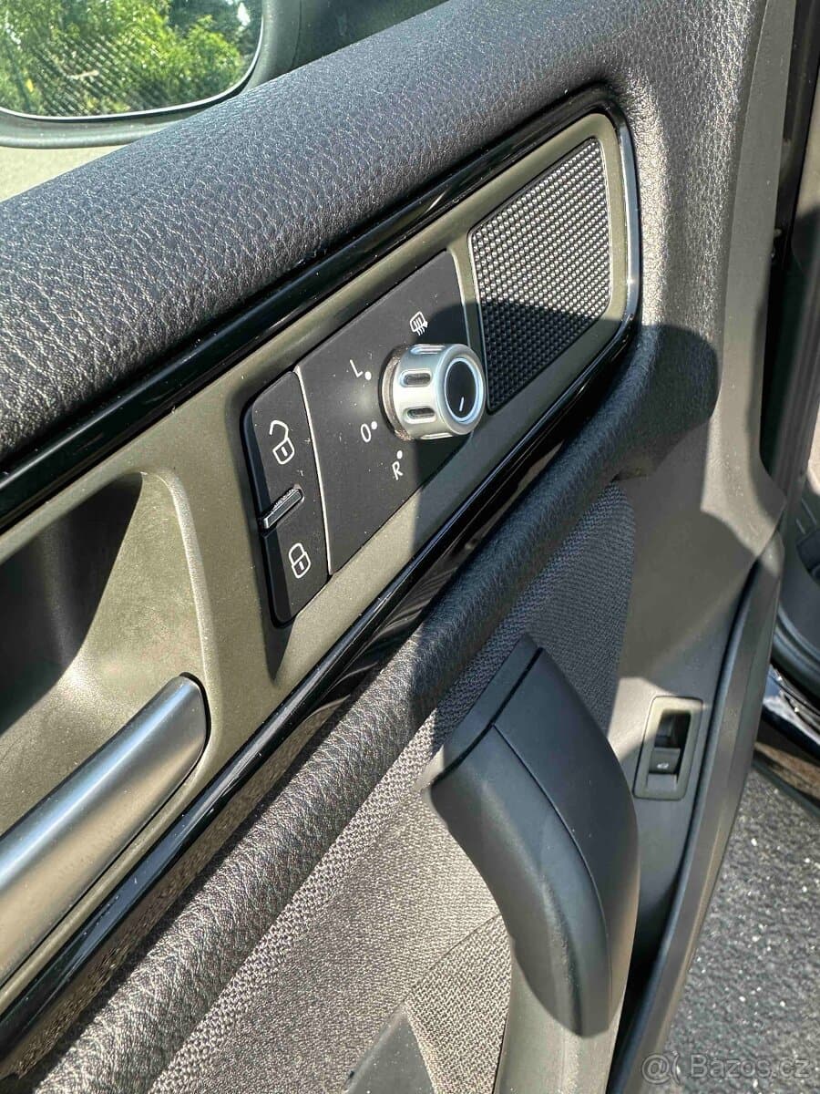 2014 Volkswagen TOUAREG - 13