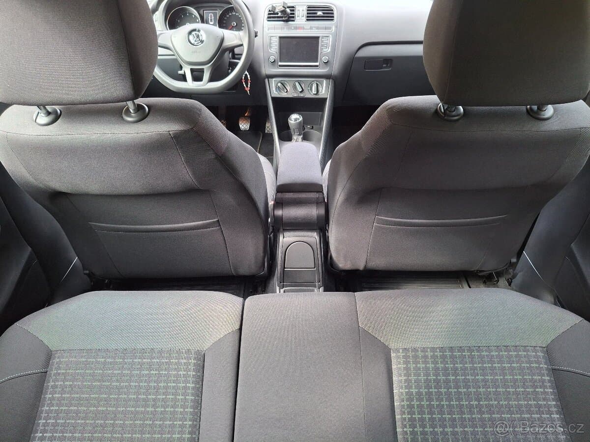 2015 Volkswagen POLO - 13