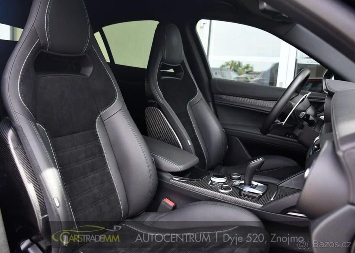2024 Alfa Romeo STELVIO - 13