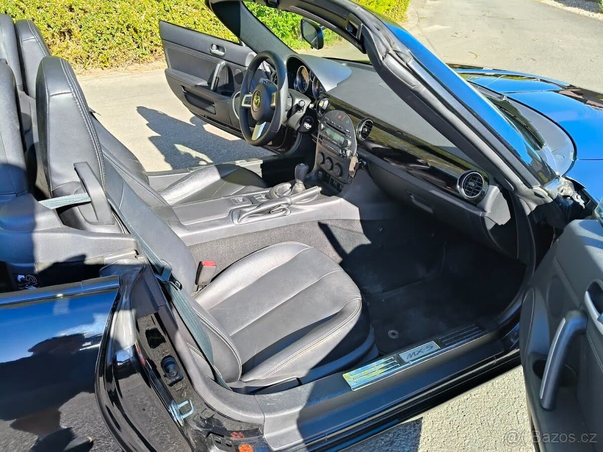 2006 Mazda MX-5 - 13