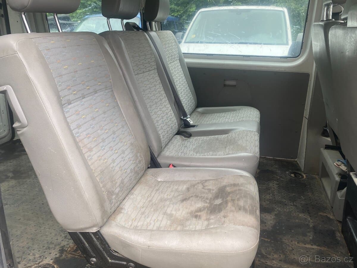 2010 Volkswagen TRANSPORTER - 13