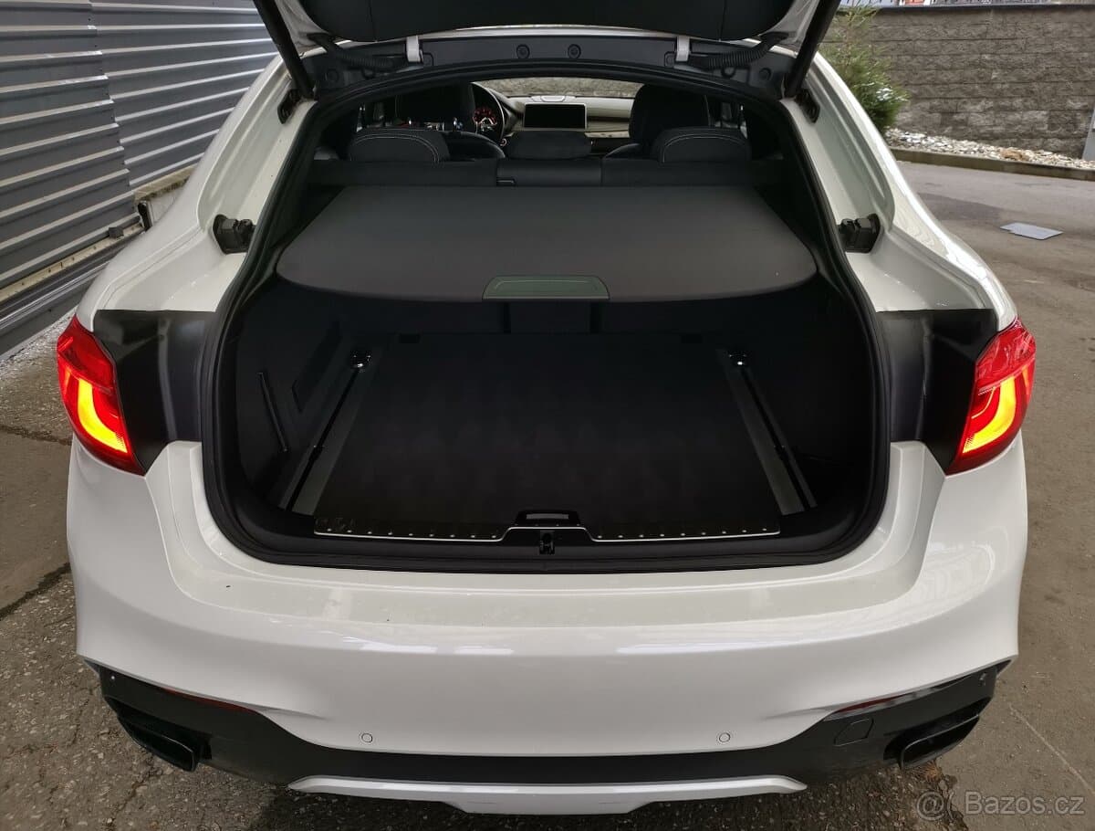 2017 BMW X6 - 13