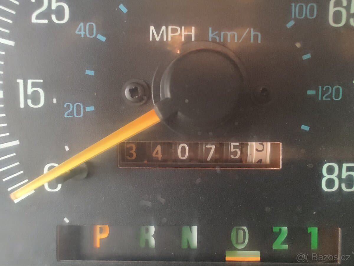 1990 Ford BRONCO - 13