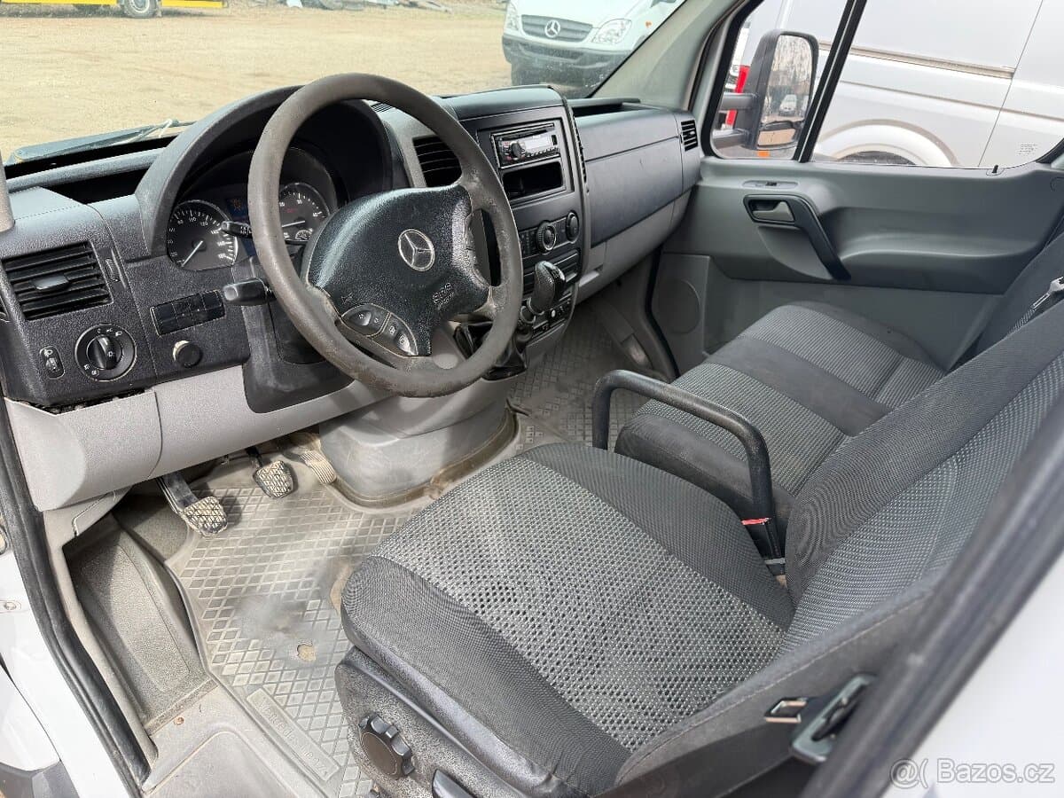 2010 Mercedes-Benz SPRINTER - 13
