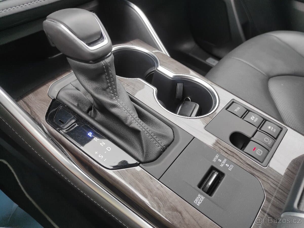 2024 Toyota HIGHLANDER - 13