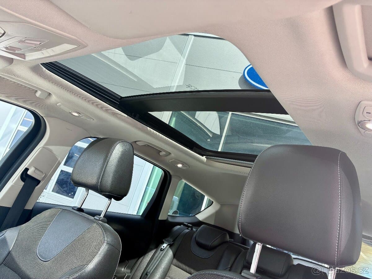 2014 Ford KUGA - 13