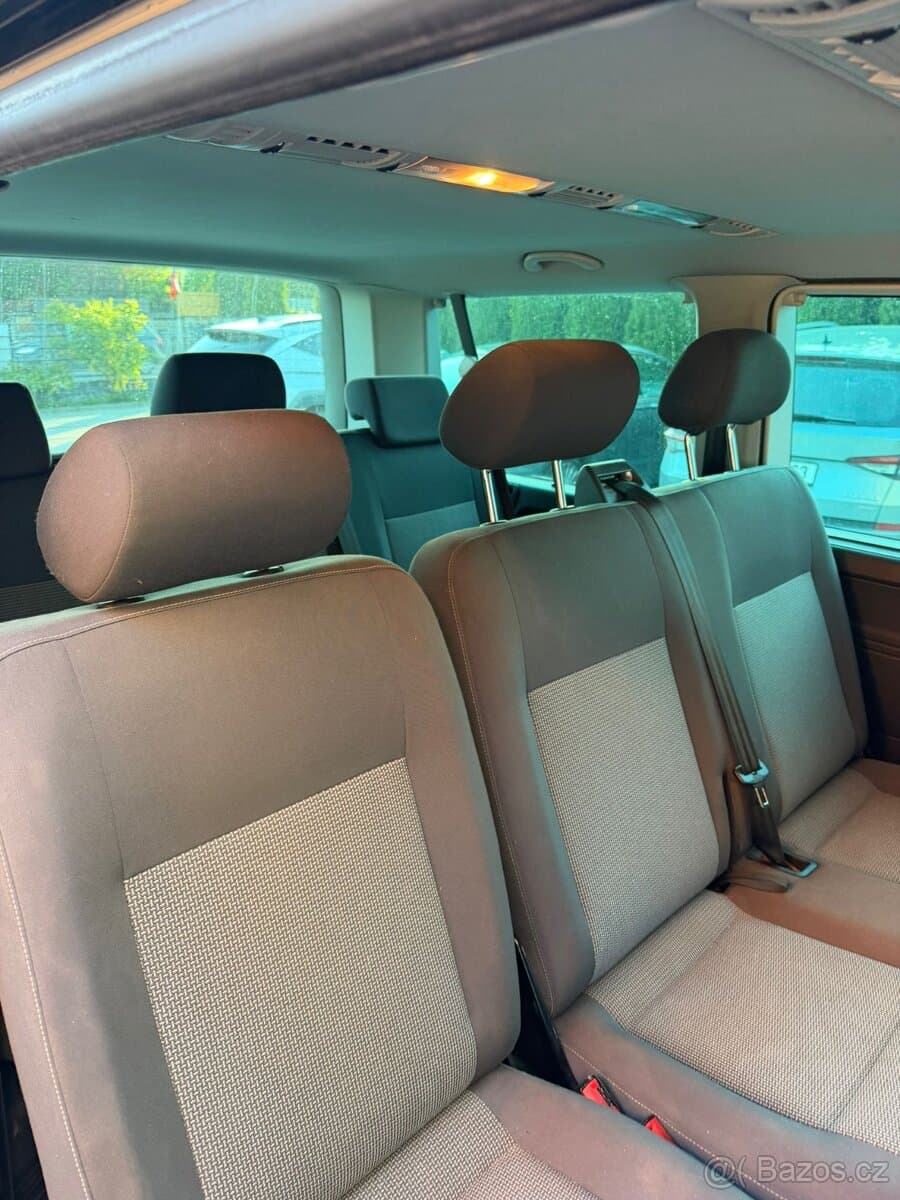 2013 Volkswagen CARAVELLE - 13