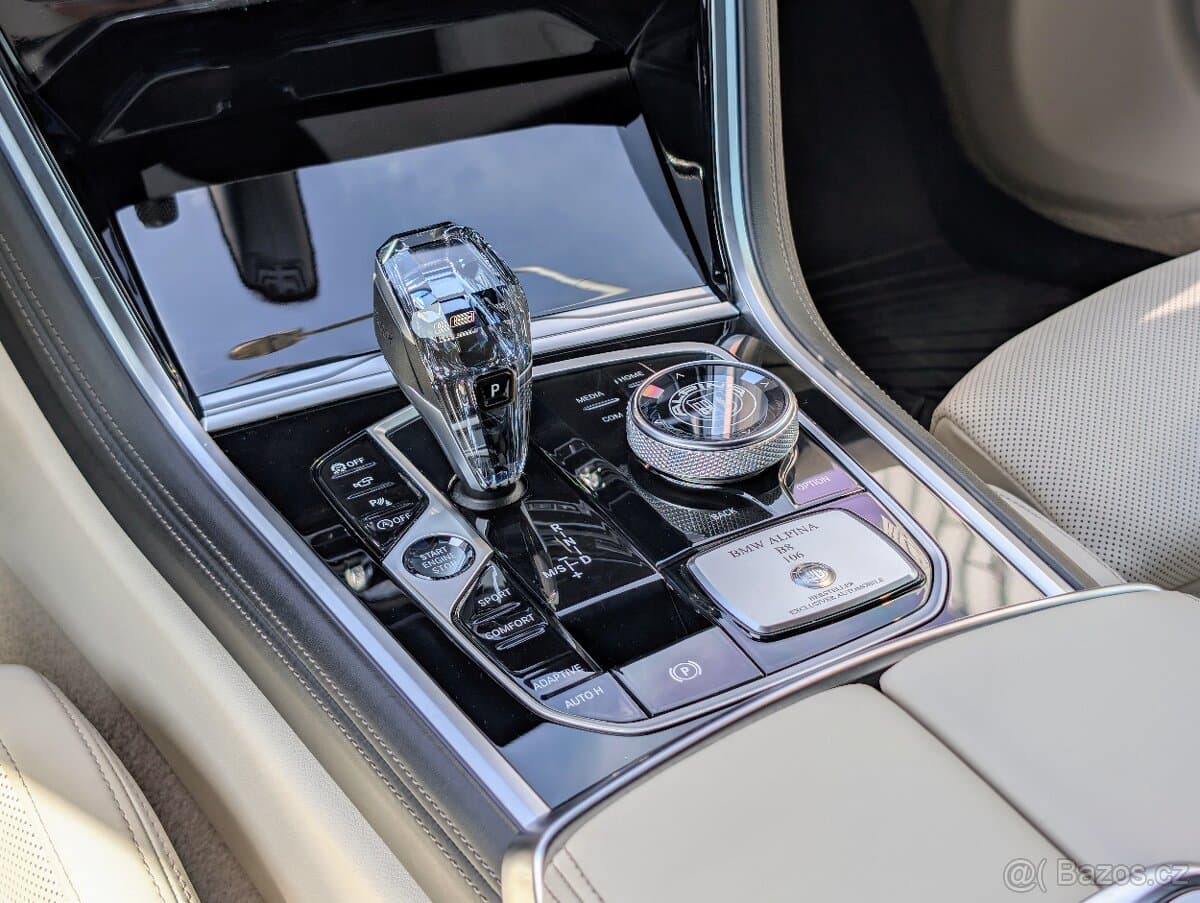2022 Alpina B8 - 13