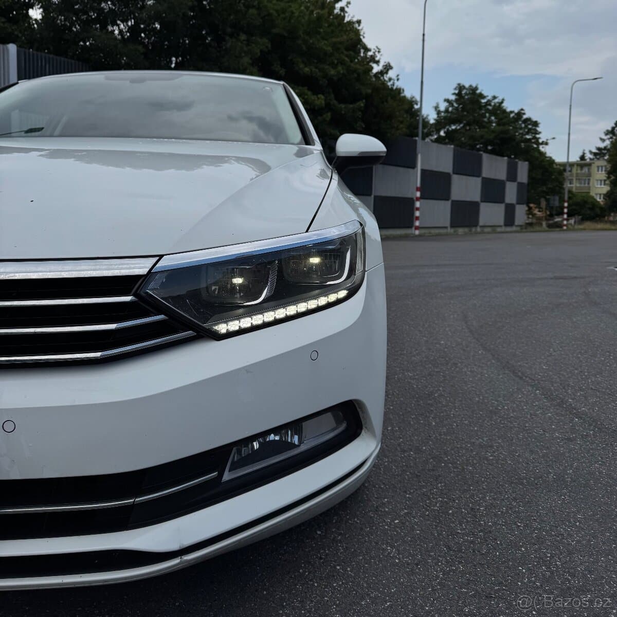 2015 Volkswagen PASSAT - 13