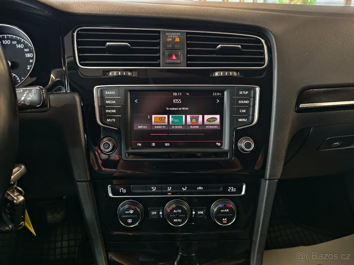 2016 Volkswagen GOLF - 13