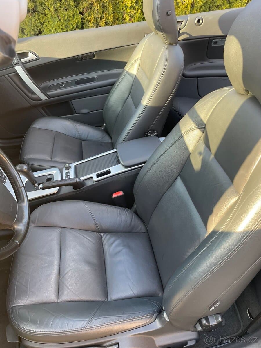 2011 Volvo C70 - 13